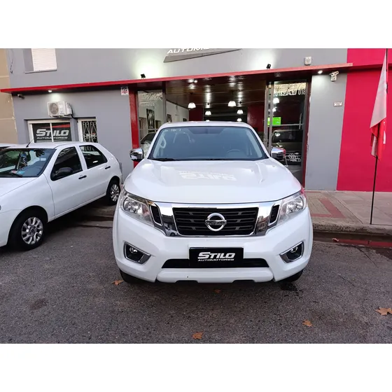 Nissan Frontier 2.3 Xe Cd 4x2 Mt