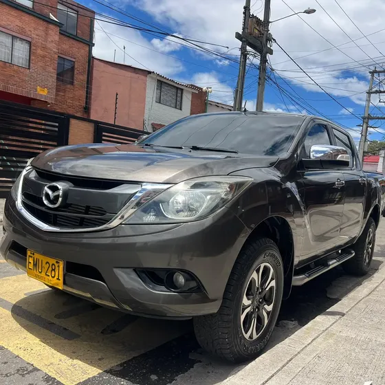 Mazda Bt-50 2018 Professional 3.2 Diésel 4x4