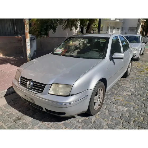 Volkswagen Bora 2.0 Trendline 115cv