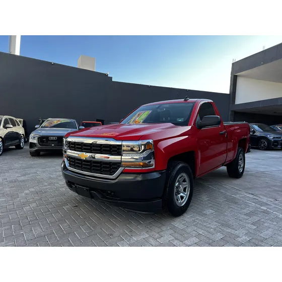 Chevrolet Silverado Silverado 1500 Ls Cab Regular At