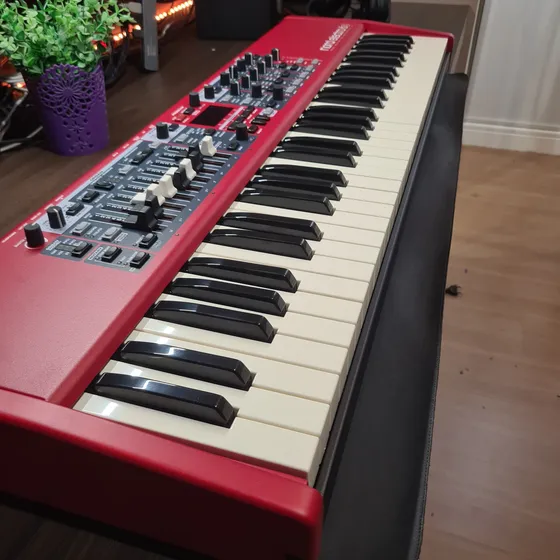 Nord Electro 6d 61 + Bag Nord - Novo, Pouquíssimo Uso
