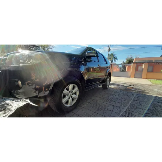 Toyota Hilux Sw4 3.0 I Srv C/cuero 4x4 (2009)