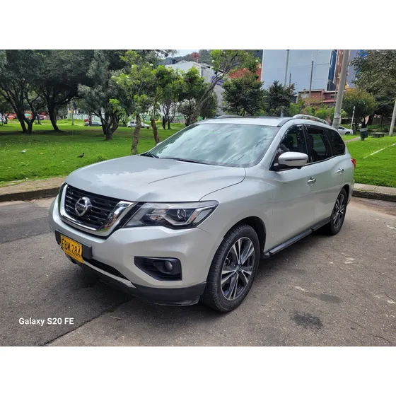 Nissan Pathfinder 3.5 R52 Exclusive