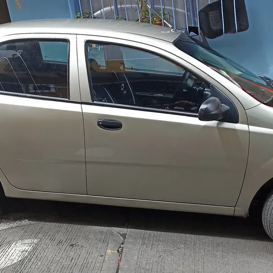 Chevrolet Aveo 2012 1.5 Family