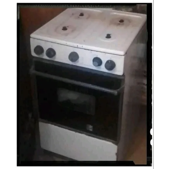 Cocina Regina 4 Hornillas Con Horno A Gas