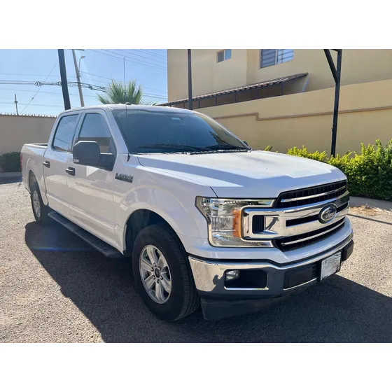 Ford Lobo 5.0l Doble Cabina Xlt V8 4x2 At