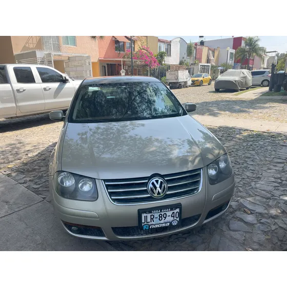 Volkswagen Jetta 2.5 Style Tiptronic At