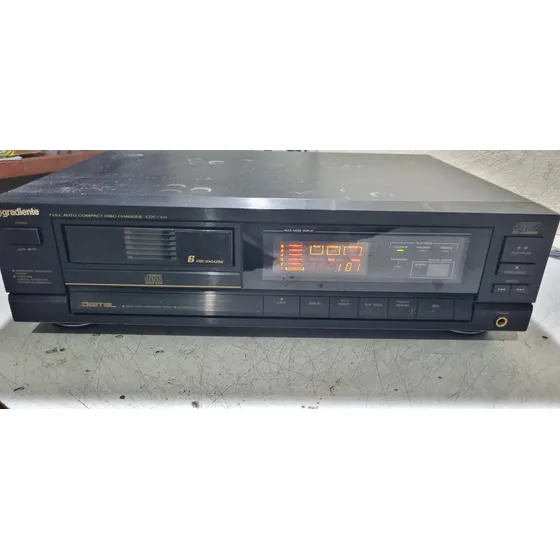 Toca Cd Player Gradiente Cdc-3.0 ( Não Esta Lendo Cd Ok)