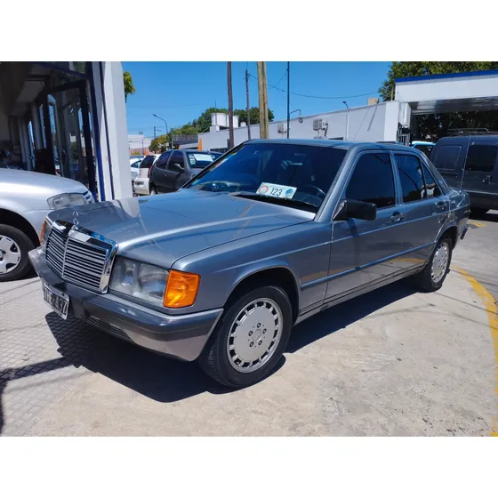 Mercedes-benz 190 2.0 E