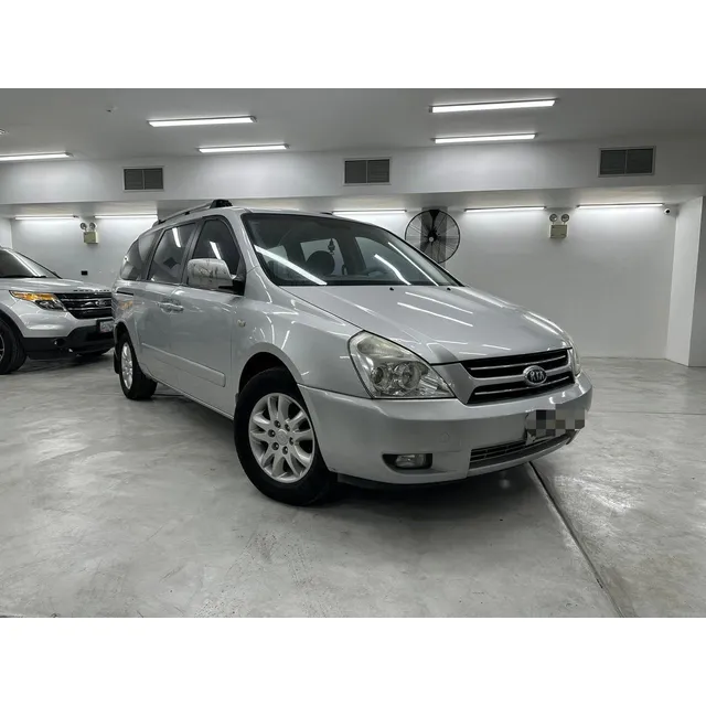 Kia Sedona .