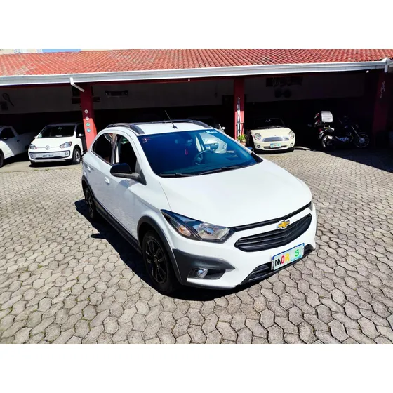 Chevrolet Onix Hatch Activ 1.4 8v Flex 5p Aut