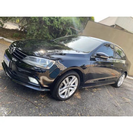 Volkswagen Jetta 2.0 Tsi Highline 4p