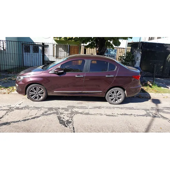 Fiat Cronos 1.8 16v Precision