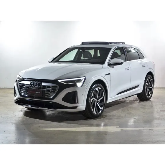 Audi Q8 E-tron 55 Sport
