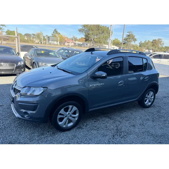 Renault Sandero Stepway 1.6 Privilege 105cv
