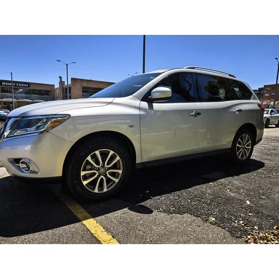 Nissan Pathfinder 2015 3.5 R52 Sense