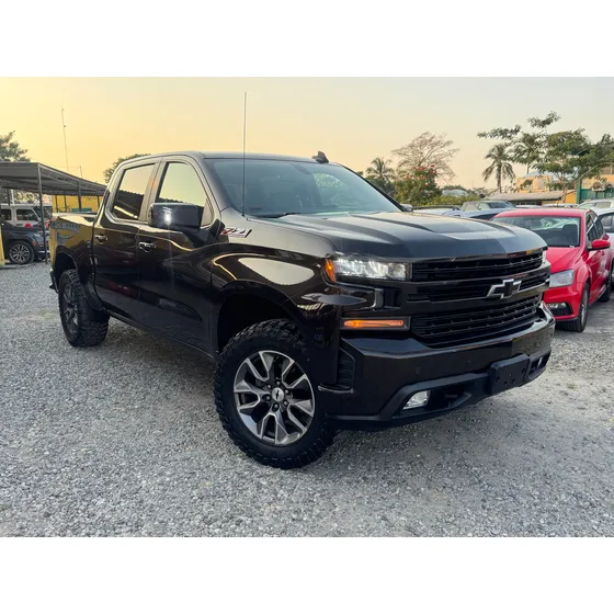 Chevrolet Cheyenne 5.4 2500 Doble Cab Lt Z71 4x4 At
