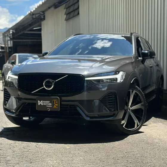 Volvo Xc60 2025 Recharge Ultra Dark T8