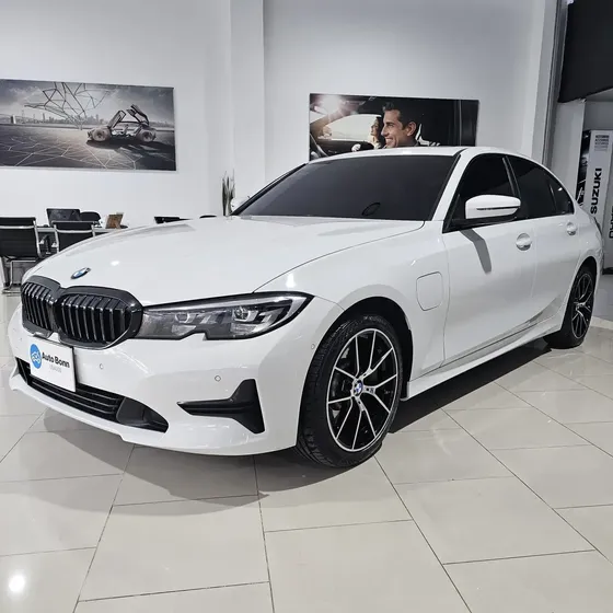 BMW Serie 3 2021 2.0 330e F30 Iperformance Premium