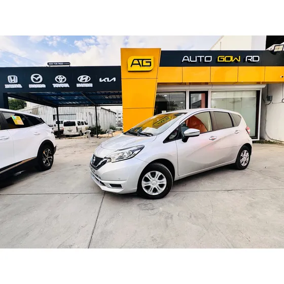 Nissan Note Japonés