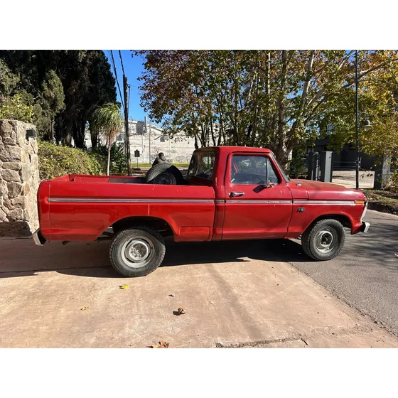 Ford F-100 Toyota Dina 2.2 Gnc