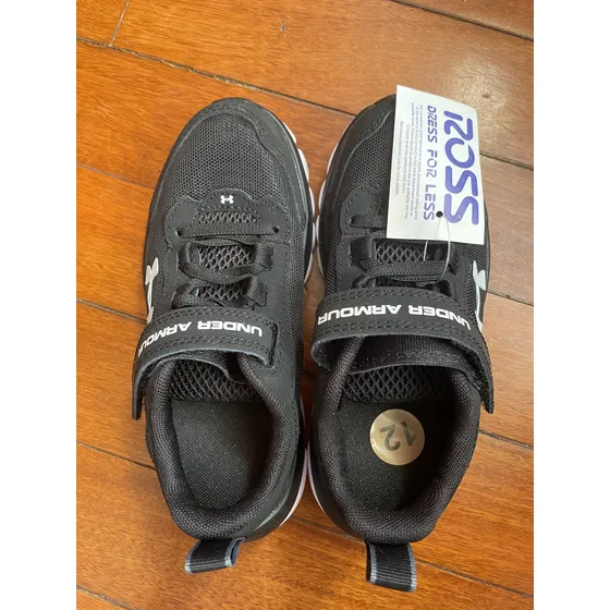 Zapatos Negros Under Armour De Niño Colegio Talla 12