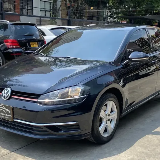 Volkswagen Golf 2018 Tsi Comfortline Tp 1400cc R16 T