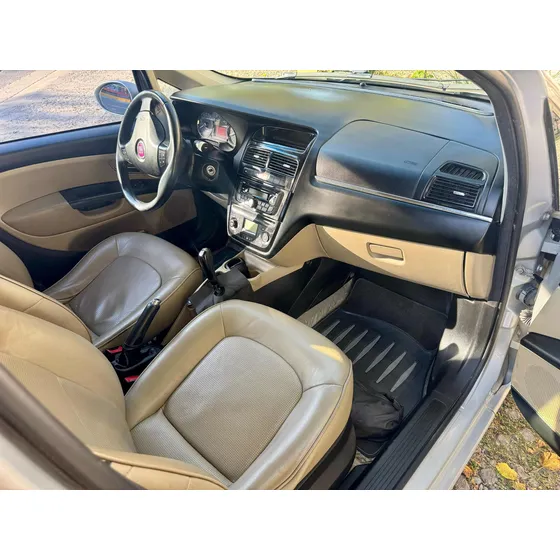 Fiat Linea 1.8 Absolute 130cv Dualogic