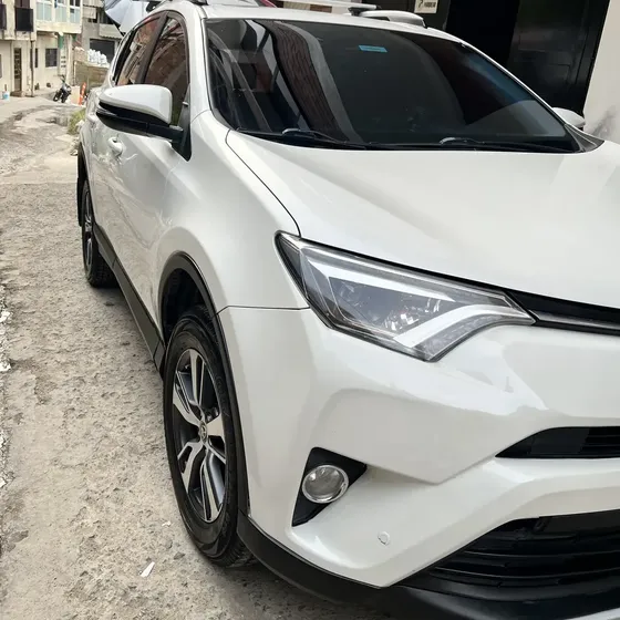 Toyota Rav4 2018 2.0 Street