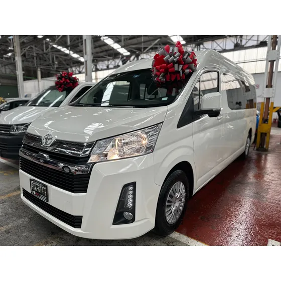 Toyota Hiace 2.7 Ventanas 12 Pasajeros