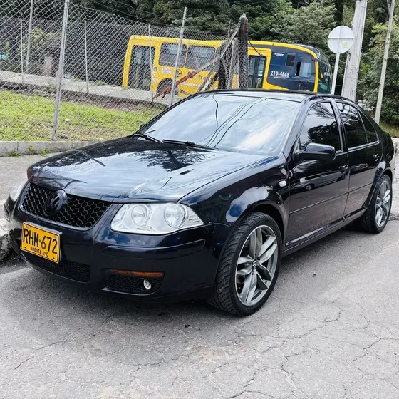 Volkswagen Jetta 2011 2.0 Trendline 5 P