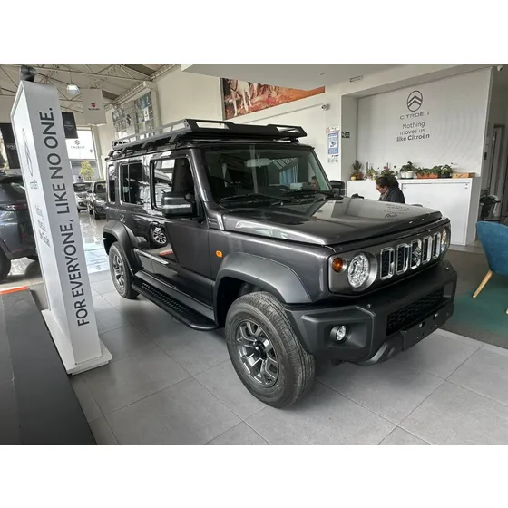 Suzuki Jimny 5 Puertas