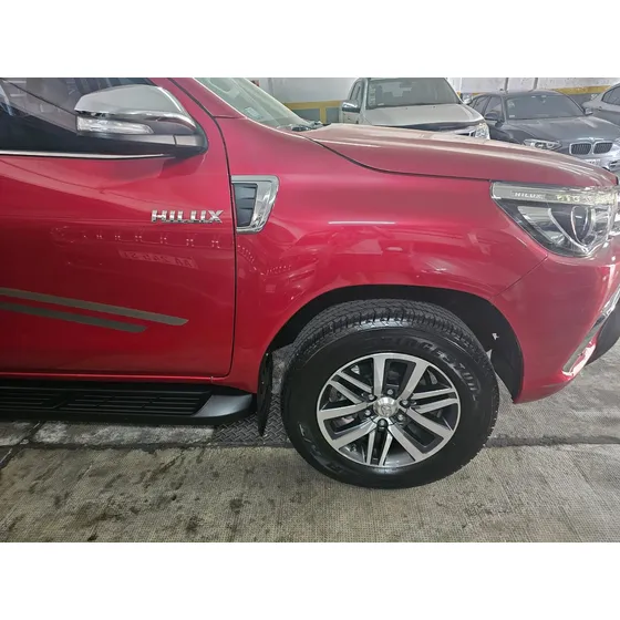 Toyota Hilux Pick-up 2.8 Cd Srx 177cv 4x4 At