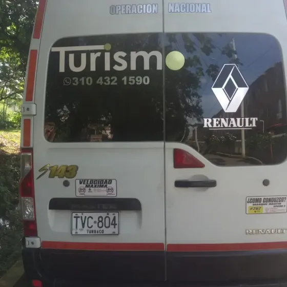Capac 19pasajeros Pero Yo Le Tengo 18 Sillas Con Cinturones.