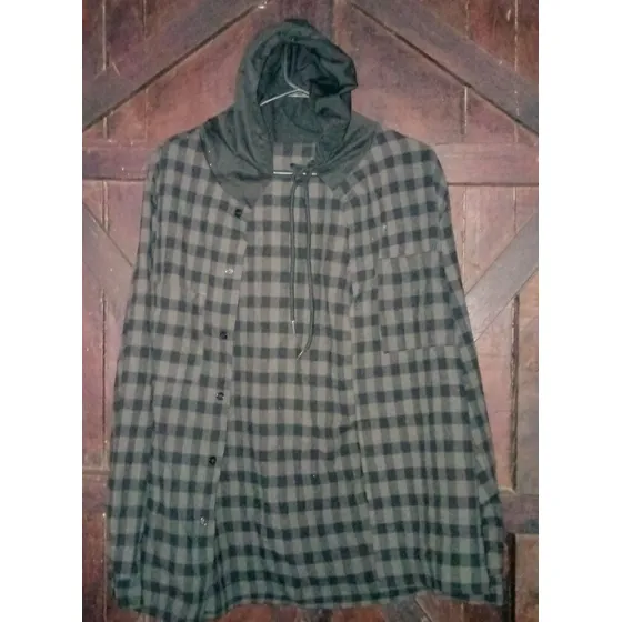 Camisa Con Capucha Unisex. Nueva. M