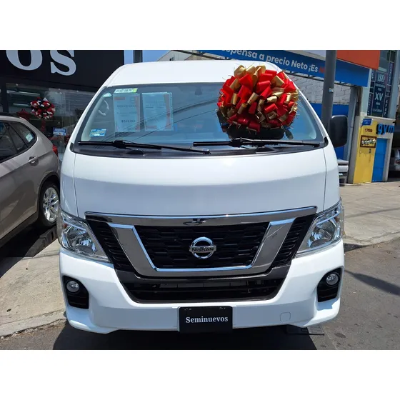 Nissan Urvan 2.5 15 Pas Amplia Aa Mt