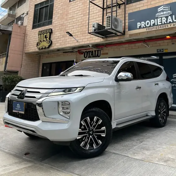 Mitsubishi Montero 2023 2.5 Sport
