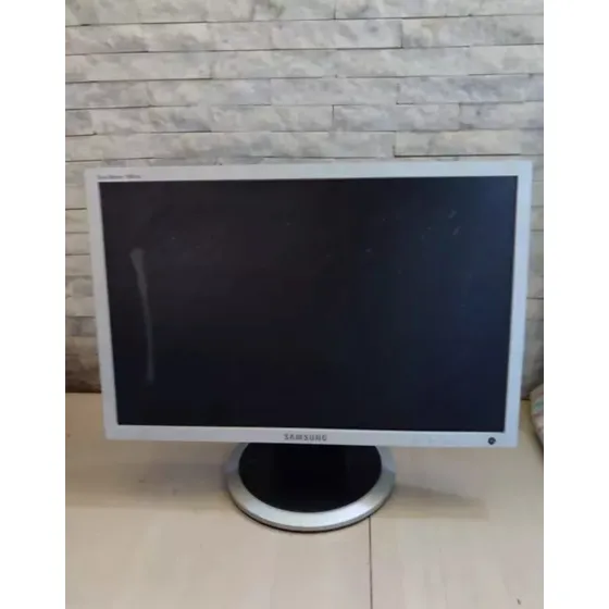 Monitor Samsung Syncmaster 940nw