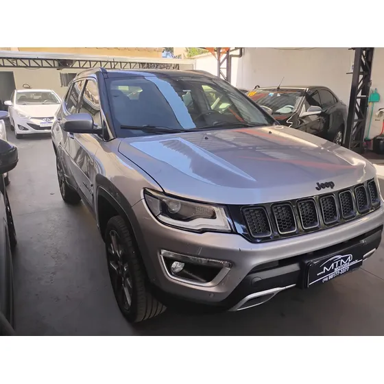 Jeep Compass 2.0 Limited 4x4 Aut. 5p