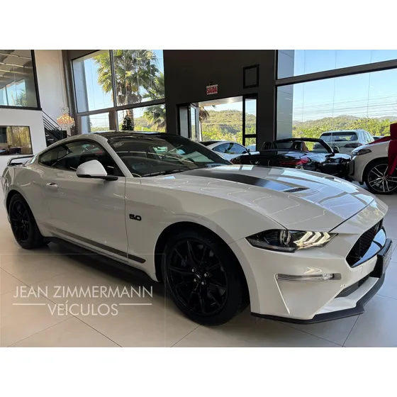 Ford Mustang Black Shadow 5.0 V8