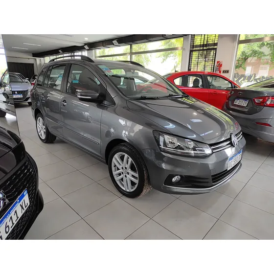 Volkswagen Suran 1.6 Highline Msi 110cv