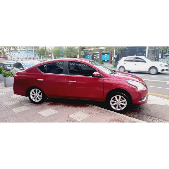 Nissan Versa 1.6 Advance Mt
