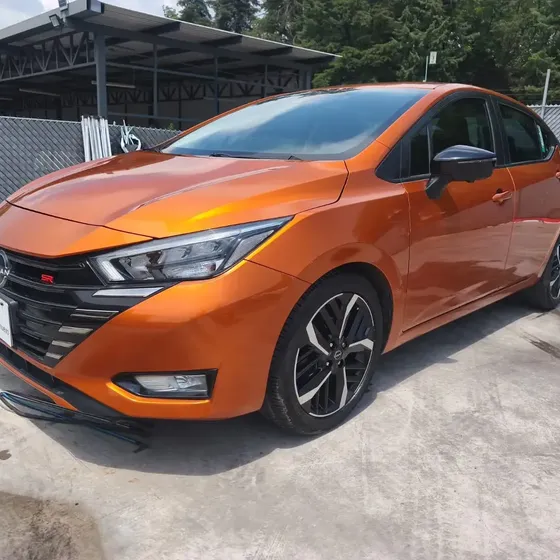 Nissan Versa 2023 Sr