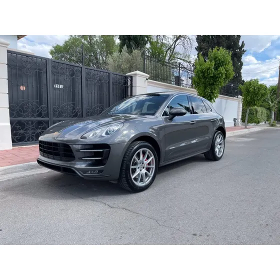 Porsche Macan Turbo