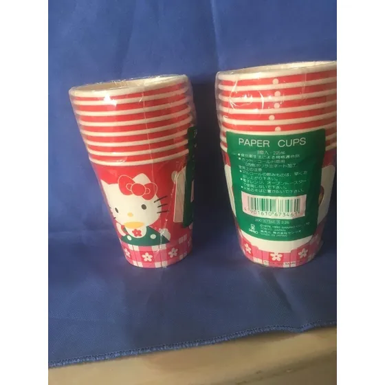 Sanrio - Hello Kitty - Piñateria - Set De Vasos De Carton