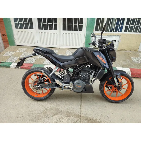 Duke 200