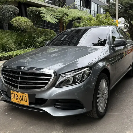 Mercedes-Benz Clase C 2017 2.0 Cgi Exclusive