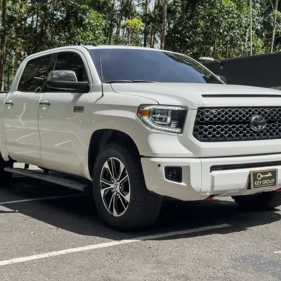 Toyota Tundra 2018 5.7 Crewmax Platinum