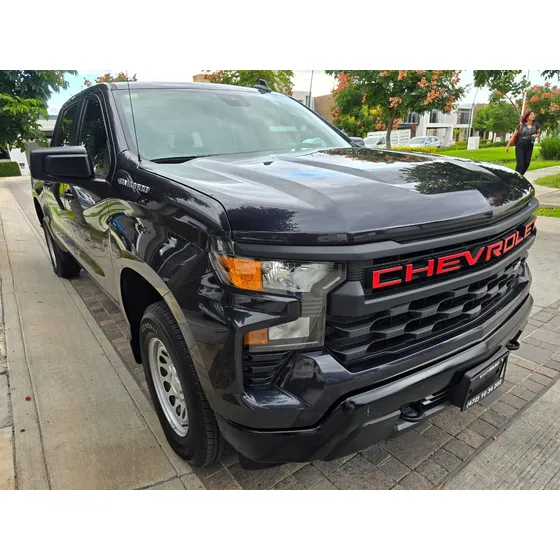 Chevrolet Silverado 2.7 T Doble Cabina 4x4 At