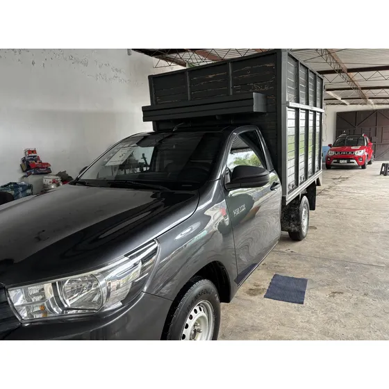 Toyota Hilux 2.7 Chasis Cabina Mt